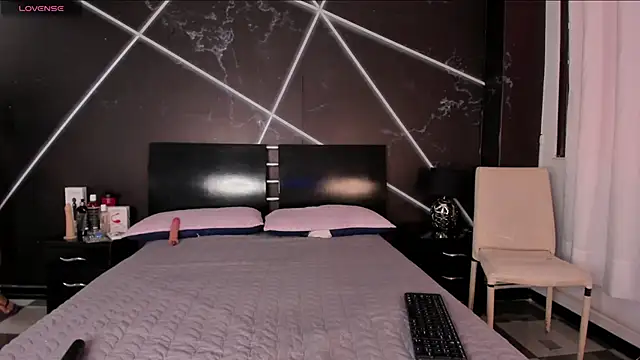  valeriiee  online show from 10, 1, 2025