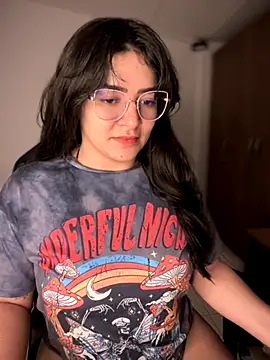 Lia flowers online show from 3, 11, 2025