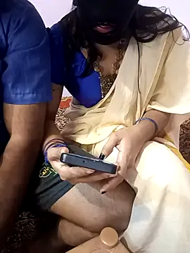 Snapshot of Mallu-Gayathri_Arun chatting on 5, 2, 2025 Mallu-Gayathri Arun online show from 5, 2, 2025