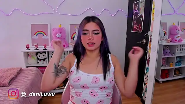 CuteDani  online show from 15, 1, 2025