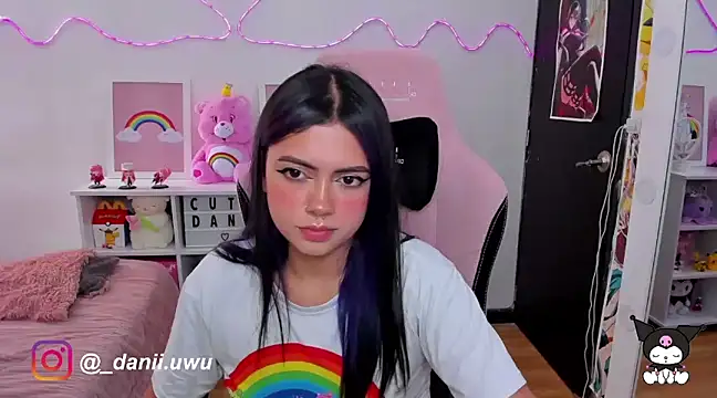 CuteDani  online show from 3, 2, 2025