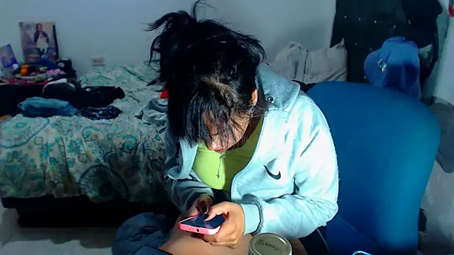 AmaraRoberts420 online show from 27, 9, 2025