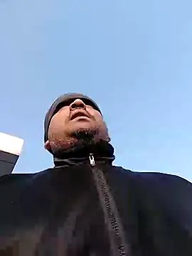 Snapshot of Dick_6inches chatting on 5, 2, 2025 Dick 6inches online show from 5, 2, 2025