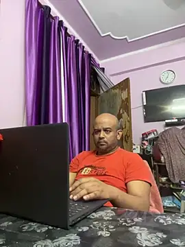 Snapshot of Dick_6inches chatting on 7, 10, 2025 Dick 6inches online show from 7, 10, 2025