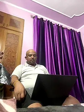 Snapshot of Dick_6inches chatting on 12, 10, 2025 Dick 6inches online show from 12, 10, 2025