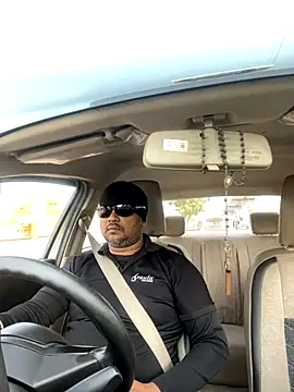 Snapshot of Dick_6inches chatting on 17, 10, 2025 Dick 6inches online show from 17, 10, 2025