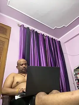 Snapshot of Dick_6inches chatting on 18, 10, 2025 Dick 6inches online show from 18, 10, 2025