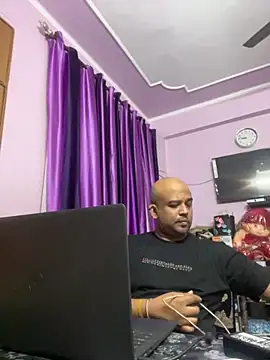 Snapshot of Dick_6inches chatting on 27, 10, 2025 Dick 6inches online show from 27, 10, 2025