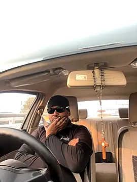 Snapshot of Dick_6inches chatting on 3, 11, 2025 Dick 6inches online show from 3, 11, 2025