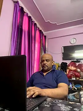 Snapshot of Dick_6inches chatting on 9, 11, 2025 Dick 6inches online show from 9, 11, 2025