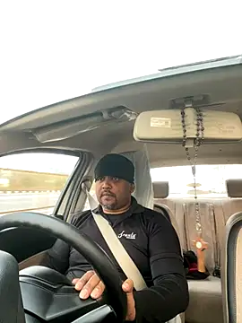 Snapshot of Dick_6inches chatting on 11, 11, 2025 Dick 6inches online show from 11, 11, 2025