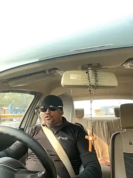 Snapshot of Dick_6inches chatting on 13, 11, 2025 Dick 6inches online show from 13, 11, 2025