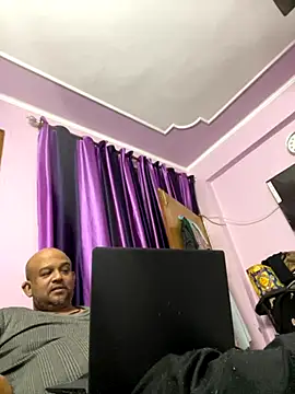 Snapshot of Dick_6inches chatting on 26, 11, 2025 Dick 6inches online show from 26, 11, 2025