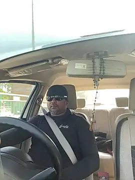 Dick 6inches online show from 13, 3, 2026