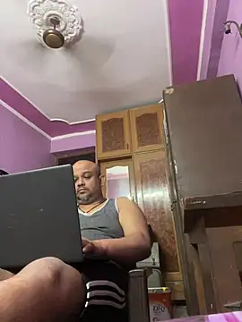 Dick 6inches online show from 4, 4, 2026