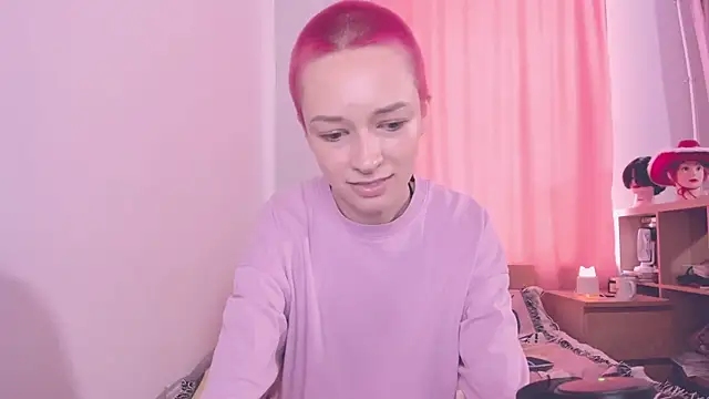 VivianLy  online show from 19, 5, 2026