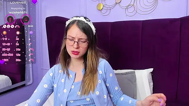 AmbeerWood  online show from 12, 3, 2025