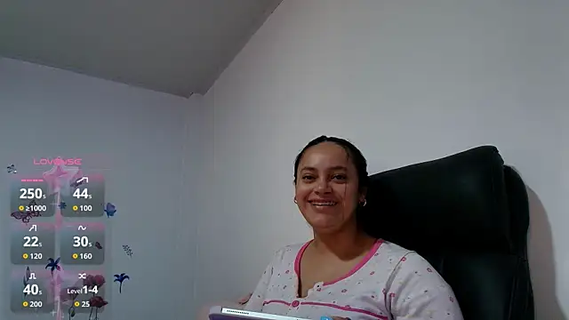 VICTORIABLACK xh online show from 15, 4, 2026