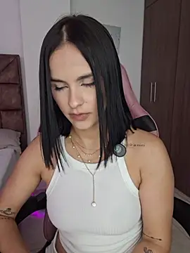 Snapshot of heyshaa chatting on 15, 7, 2026 heyshaa online show from 15, 7, 2026