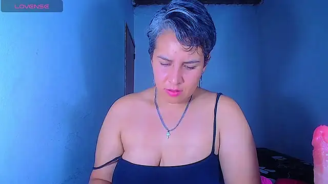 Snapshot of Yessi_rousse chatting on 9, 7, 2026 Yessi rousse online show from 9, 7, 2026