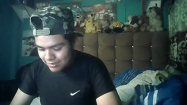 Snapshot of Valesh20 chatting on 17, 11, 2025 Valesh20 online show from 17, 11, 2025