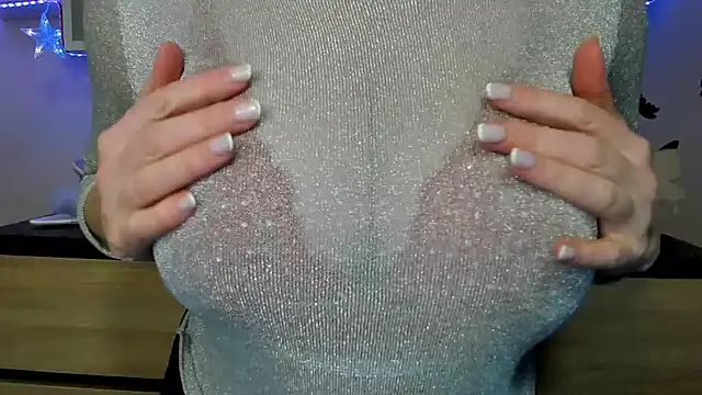 feliziaDesire online show from 4, 2, 2025