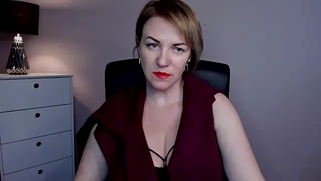 feliziaDesire online show from 12, 2, 2025