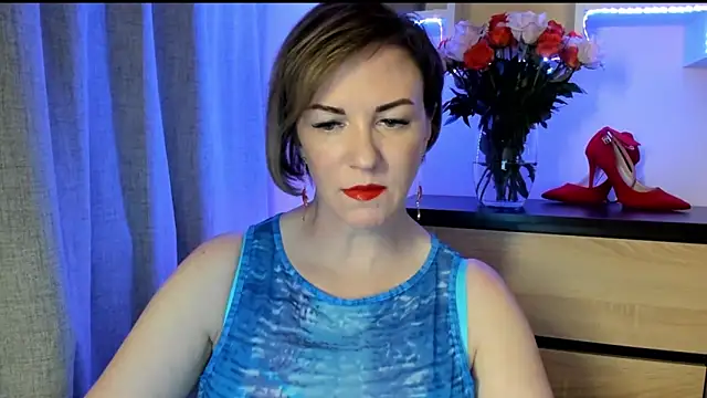 feliziaDesire online show from 10, 9, 2025