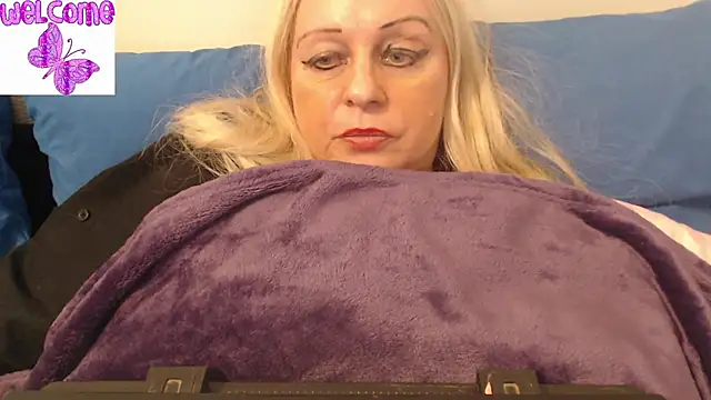 Snapshot of martachatte chatting on 14, 3, 2025 martachatte online show from 14, 3, 2025