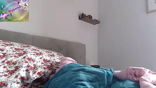 Snapshot of martachatte chatting on 23, 10, 2025 martachatte online show from 23, 10, 2025