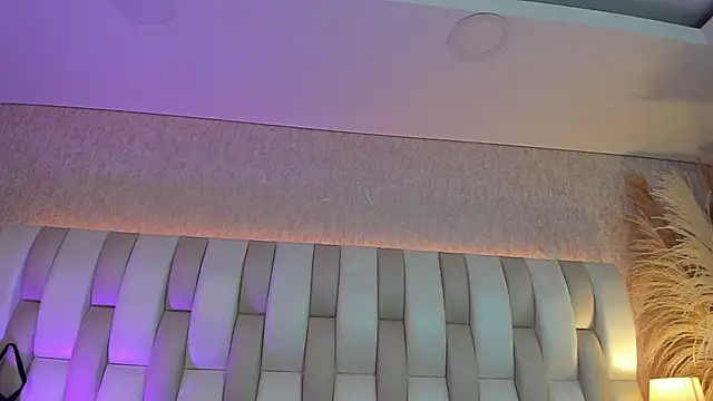 Rebeca jones online show from 23, 3, 2026