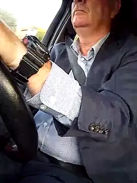 stiffandlubedxh online show from 10, 2, 2026