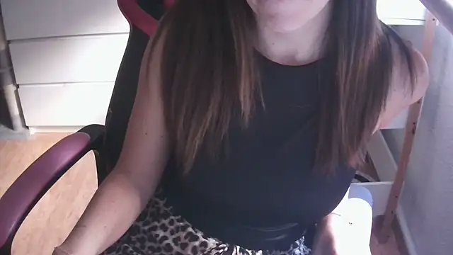 LunaGuerraxx online show from 7, 11, 2025