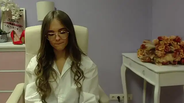 Snapshot of dirtyxEmily chatting on 19, 12, 2024 dirtyxEmily online show from 19, 12, 2024