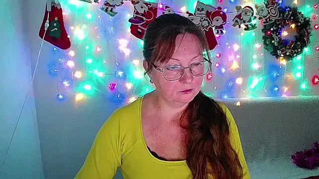 VanessaHotts online show from 6, 1, 2025