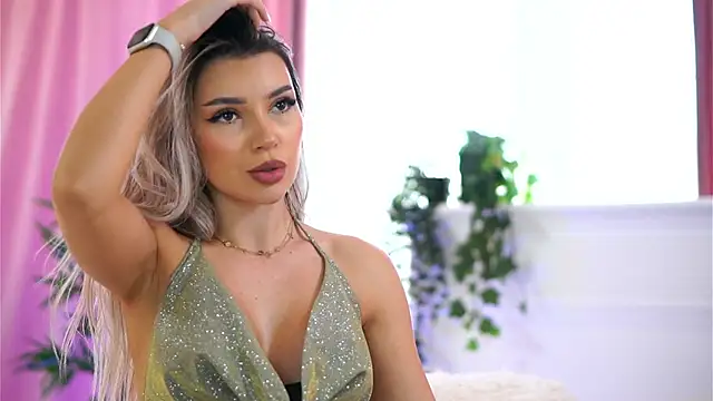 Snapshot of ArtTeasee chatting on 27, 1, 2025 ArtTeasee online show from 27, 1, 2025