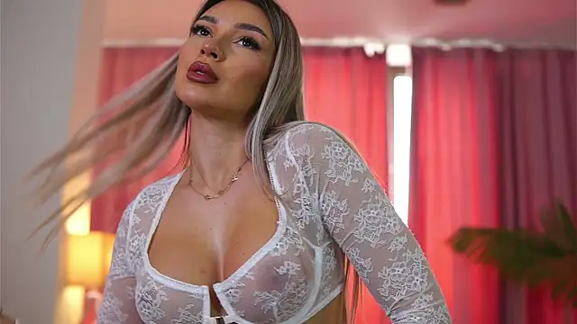 Snapshot of ArtTeasee chatting on 13, 3, 2025 ArtTeasee online show from 13, 3, 2025