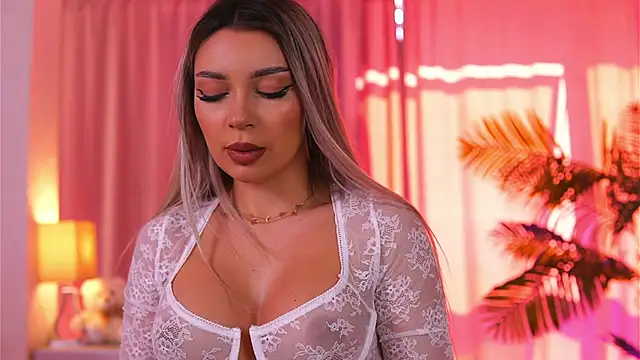 Snapshot of ArtTeasee chatting on 19, 3, 2025 ArtTeasee online show from 19, 3, 2025