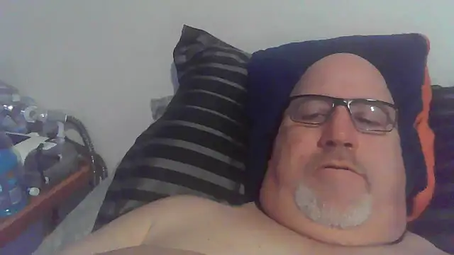 Bigbear0563 online show from 5, 1, 2025