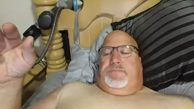 Bigbear0563 online show from 10, 9, 2025