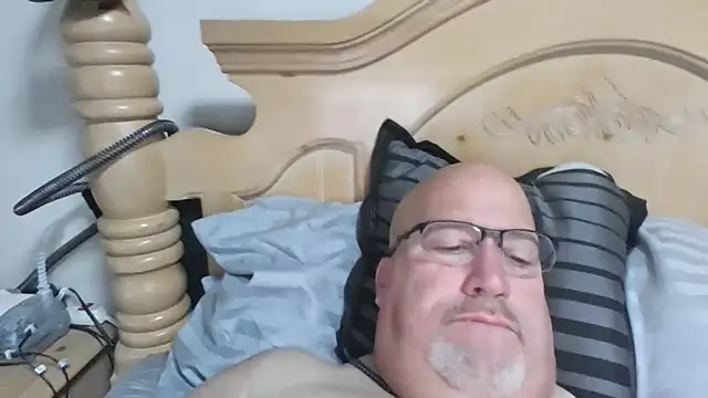 Bigbear0563 online show from 4, 11, 2025