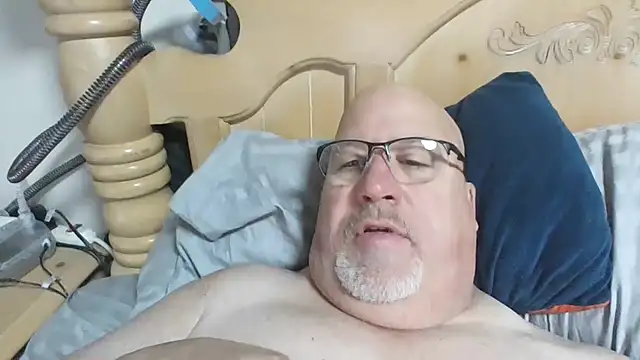 Bigbear0563 online show from 16, 2, 2026