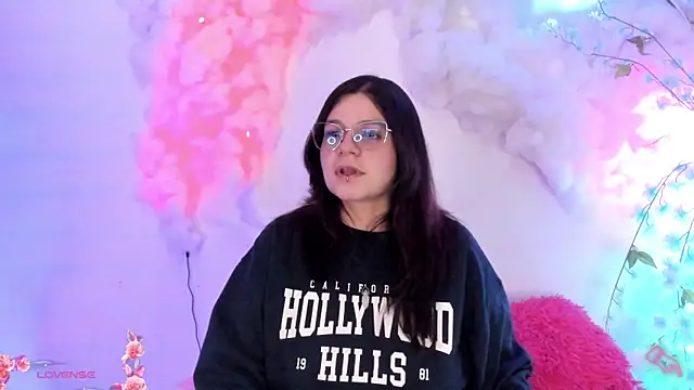 Mey moon online show from 1, 2, 2025