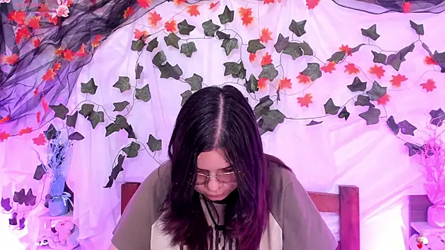 Mey moon online show from 6, 2, 2025