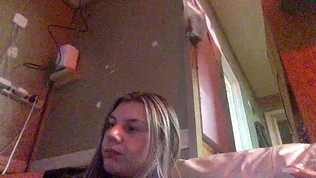 Snapshot of candycane57 chatting on 8, 11, 2025 candycane57 online show from 8, 11, 2025