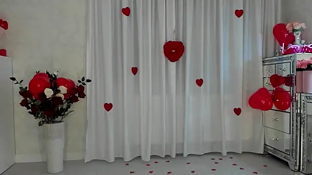 Snapshot of SeductiveButterfly chatting on 14, 2, 2025 SeductiveButterfly online show from 14, 2, 2025
