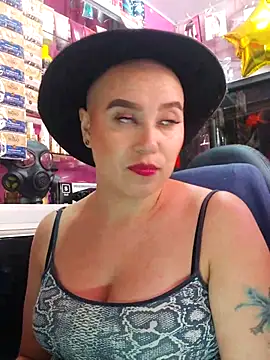 TamySweetness online show from 9, 3, 2025