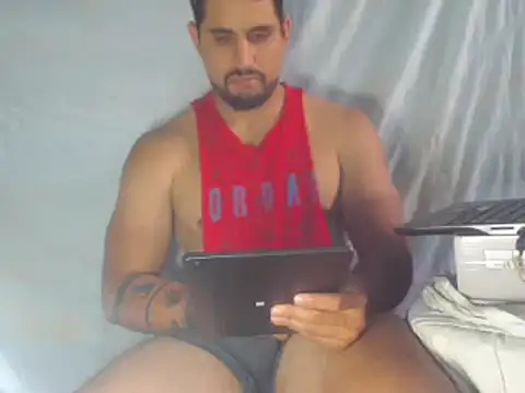 Snapshot of sebasx412 chatting on 13, 2, 2025 sebasx412 online show from 13, 2, 2025