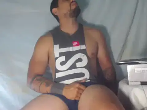 Snapshot of sebasx412 chatting on 14, 2, 2025 sebasx412 online show from 14, 2, 2025