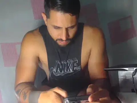 Snapshot of sebasx412 chatting on 26, 2, 2025 sebasx412 online show from 26, 2, 2025